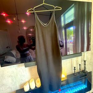 James Perse  LOS ANGELES Fitted Classic Black Tank Tress